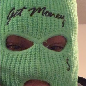 Meet your Posher, Faith